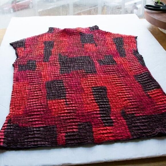 Vgt Rafael Y2K Blood Red Goth Crinkle Sleeveless Mock Neck Stretch Top Size S - Picture 8 of 9